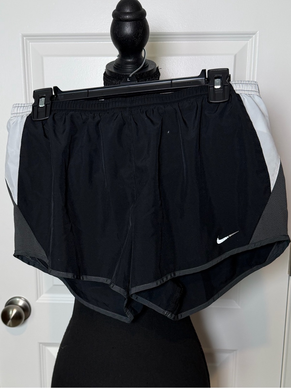 Nike Dri-FIT Running Shorts Women’s Medium Black Gray White 3.5” Inseam Athletic
